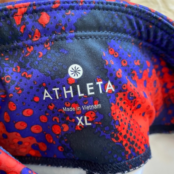 Athleta leggings - Picture 4 of 12